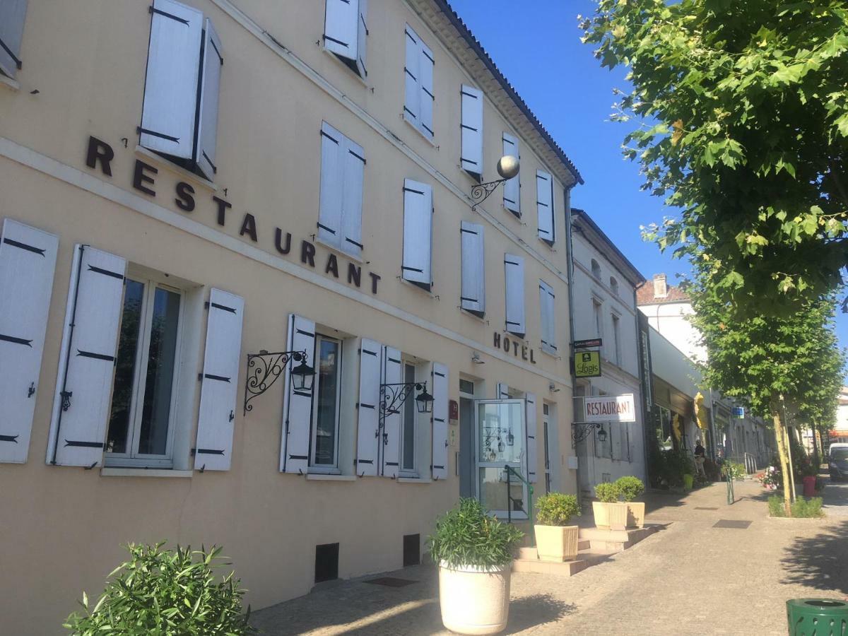 Hotel Restaurant La Boule D'Or Barbezieux-Saint-Hilaire المظهر الخارجي الصورة